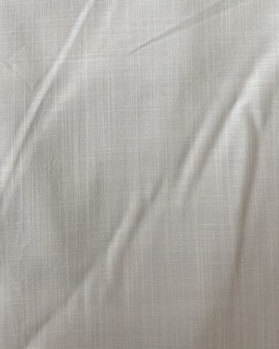 Solid-dyed and solid-ground woven fabrics in ecru, cream, beige, khaki, grey and brown